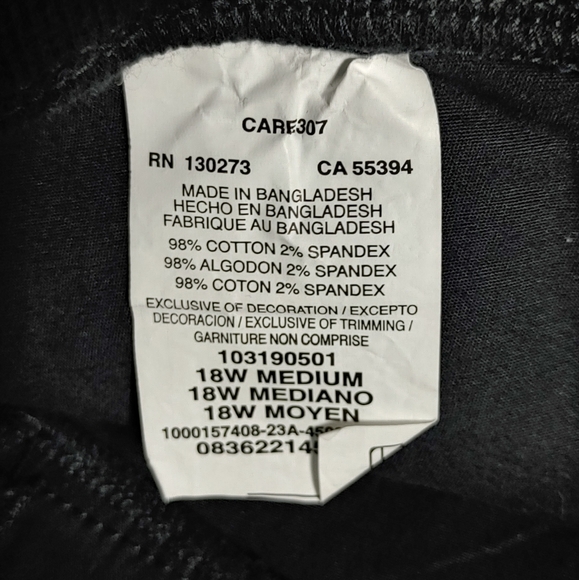 Lee Relaxed Fit Midrise Capris  Size 18W NWOT - Picture 9 of 9